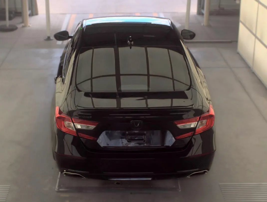 Used 2021 Honda Accord Sport image 3
