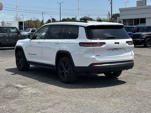 Used 2024 Jeep Grand Cherokee L Altitude AWD/4WD image 6
