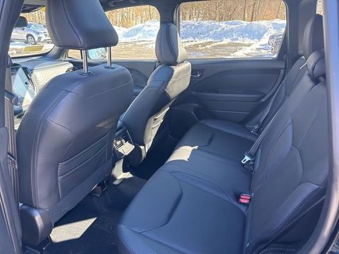 Used 2025 Subaru Forester Limited image 10