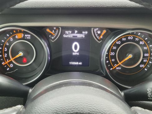 Used 2019 Jeep Wrangler Unlimited Sport S AWD/4WD image 33