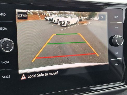 Used 2022 Volkswagen Atlas SEL R-Line image 19