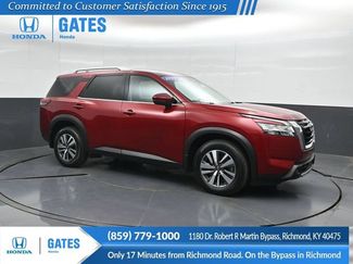 Used 2023 Nissan Pathfinder SL AWD/4WD video 1