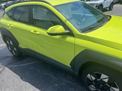 Used 2024 Hyundai Kona SEL FWD image 4