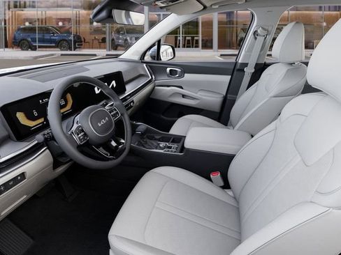 Certified 2025 Kia Sorento EX w/ Panoramic Sunroof Package FWD image 17