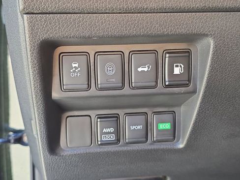 Certified 2020 Nissan Rogue SV image 29