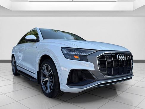 Used 2023 Audi Q8 Premium Plus w/ Premium Plus Package AWD/4WD image 7