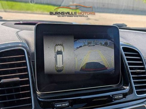 Used 2010 Mercedes-Benz C 300 Sport image 57
