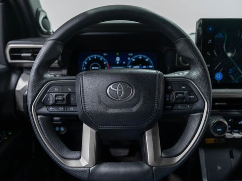 Used 2025 Toyota 4Runner Trailhunter image 83