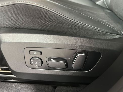 Certified 2025 BMW X3 xDrive30i w/ Premium Package AWD/4WD image 13