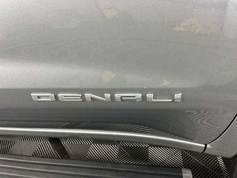 Certified 2025 GMC Sierra 1500 Denali w/ Denali Reserve Package AWD/4WD image 9