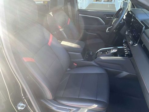 Certified 2024 Chevrolet Colorado Z71 w/ Z71 Convenience Package 2 image 28