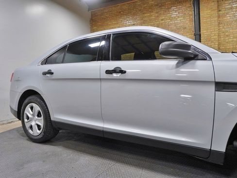 Used 2015 Ford Taurus Police Interceptor AWD image 9