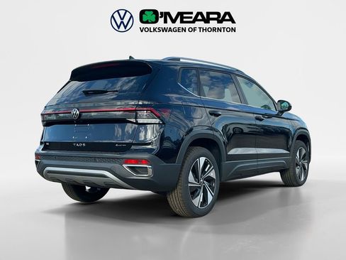 New 2025 Volkswagen Taos SE image 5