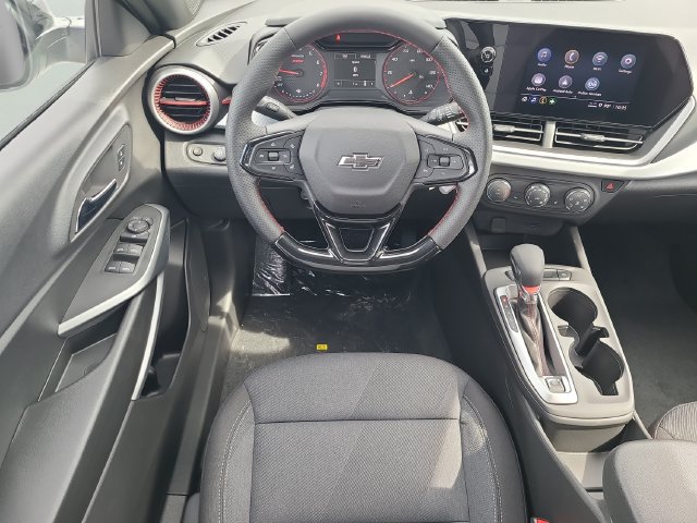 New 2026 Chevrolet Trax RS FWD image 14