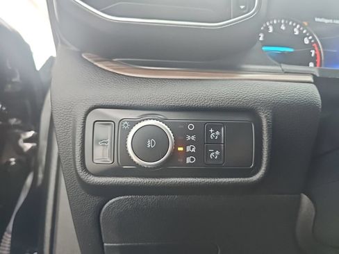 Used 2021 Ford Explorer Limited w/ Equipment Group 301A AWD/4WD image 23