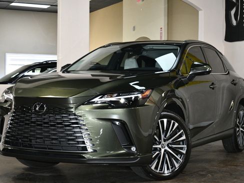 Used 2025 Lexus RX 350 Premium Plus w/ Accessory Package image 4