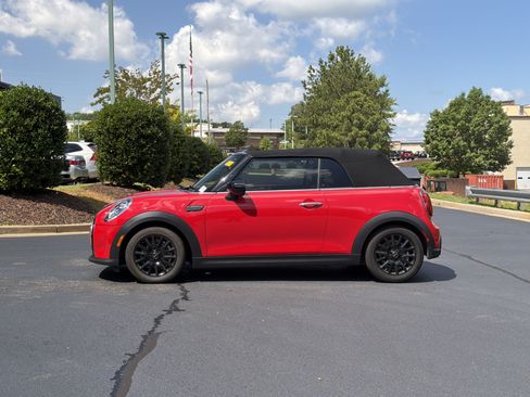 Used 2024 MINI Cooper Convertible FWD image 11
