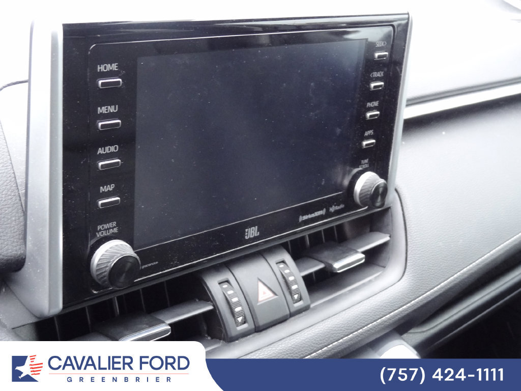Used 2019 Toyota RAV4 XLE Premium FWD image 10
