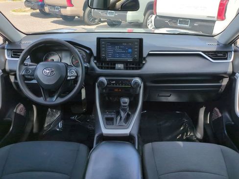 Certified 2021 Toyota RAV4 LE FWD image 14