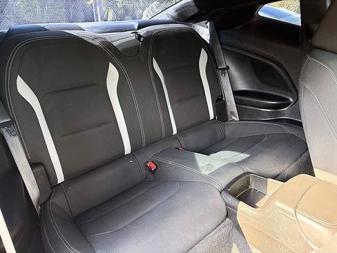 Used 2019 Chevrolet Camaro LT RWD image 18