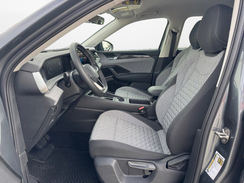 New 2026 Volkswagen Tiguan S image 9