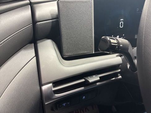 New 2026 Hyundai Tucson SE image 37