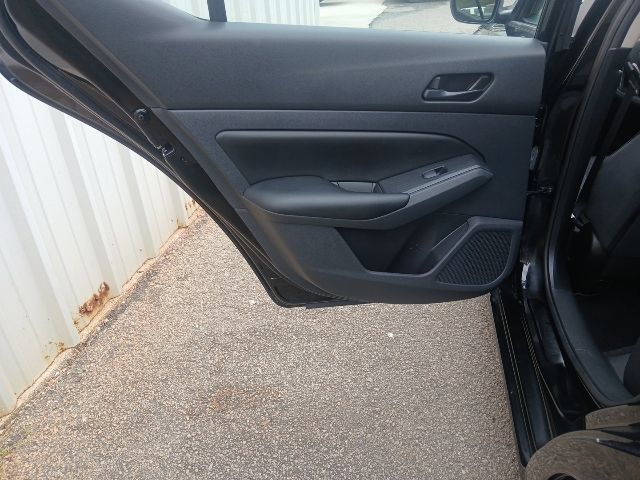 Used 2024 Nissan Altima 2.5 S FWD image 11