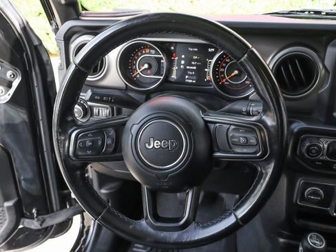 Used 2020 Jeep Gladiator Sport w/ Quick Order Package 24S image 24