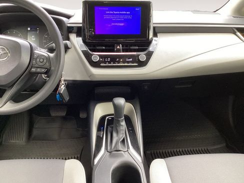 Used 2024 Toyota Corolla LE image 11