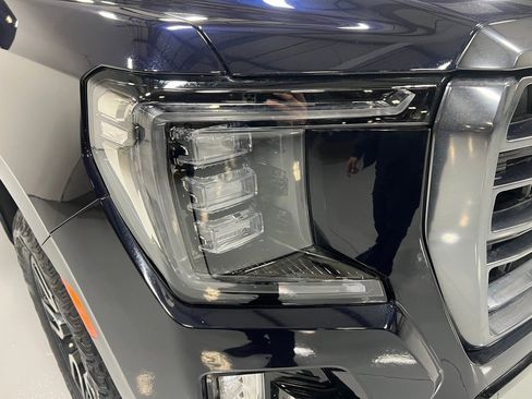 Used 2023 GMC Yukon XL AT4 w/ AT4 Premium Package image 10