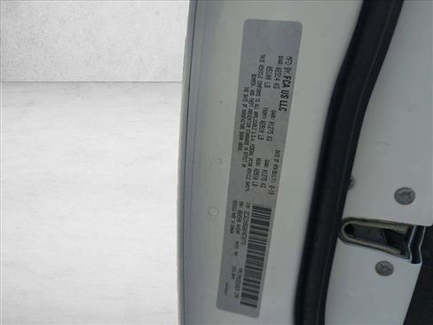 Used 2019 Dodge Charger SXT w/ Plus Group image 17