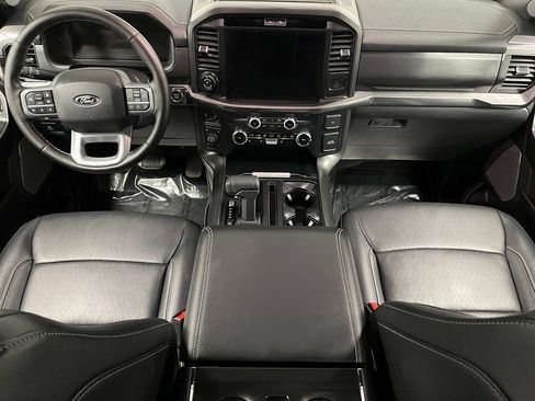 Used 2025 Ford F150 Lariat AWD/4WD image 26
