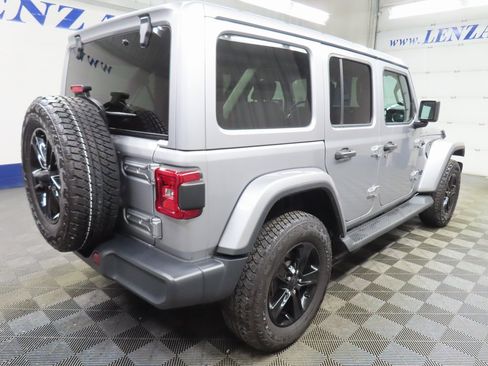 Used 2021 Jeep Wrangler Unlimited Sahara image 4