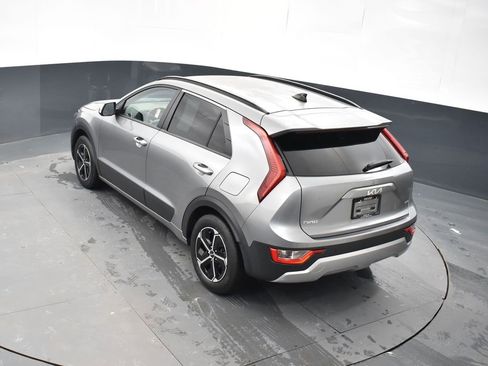 Certified 2023 Kia Niro EX image 32