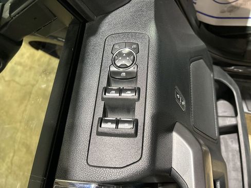 Used 2020 Ford F150 XLT w/ Equipment Group 302A Luxury image 14