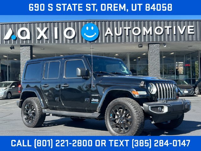 Used 2023 Jeep Wrangler Unlimited Sahara w/ Cold Weather Group AWD/4WD image 1