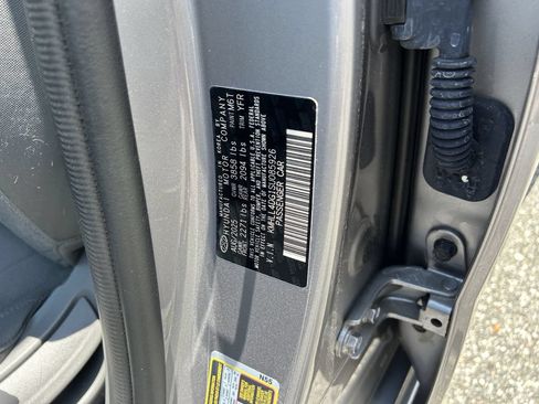 New 2025 Hyundai Elantra SE FWD image 33