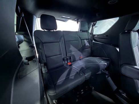 Certified 2025 GMC Yukon Denali image 14