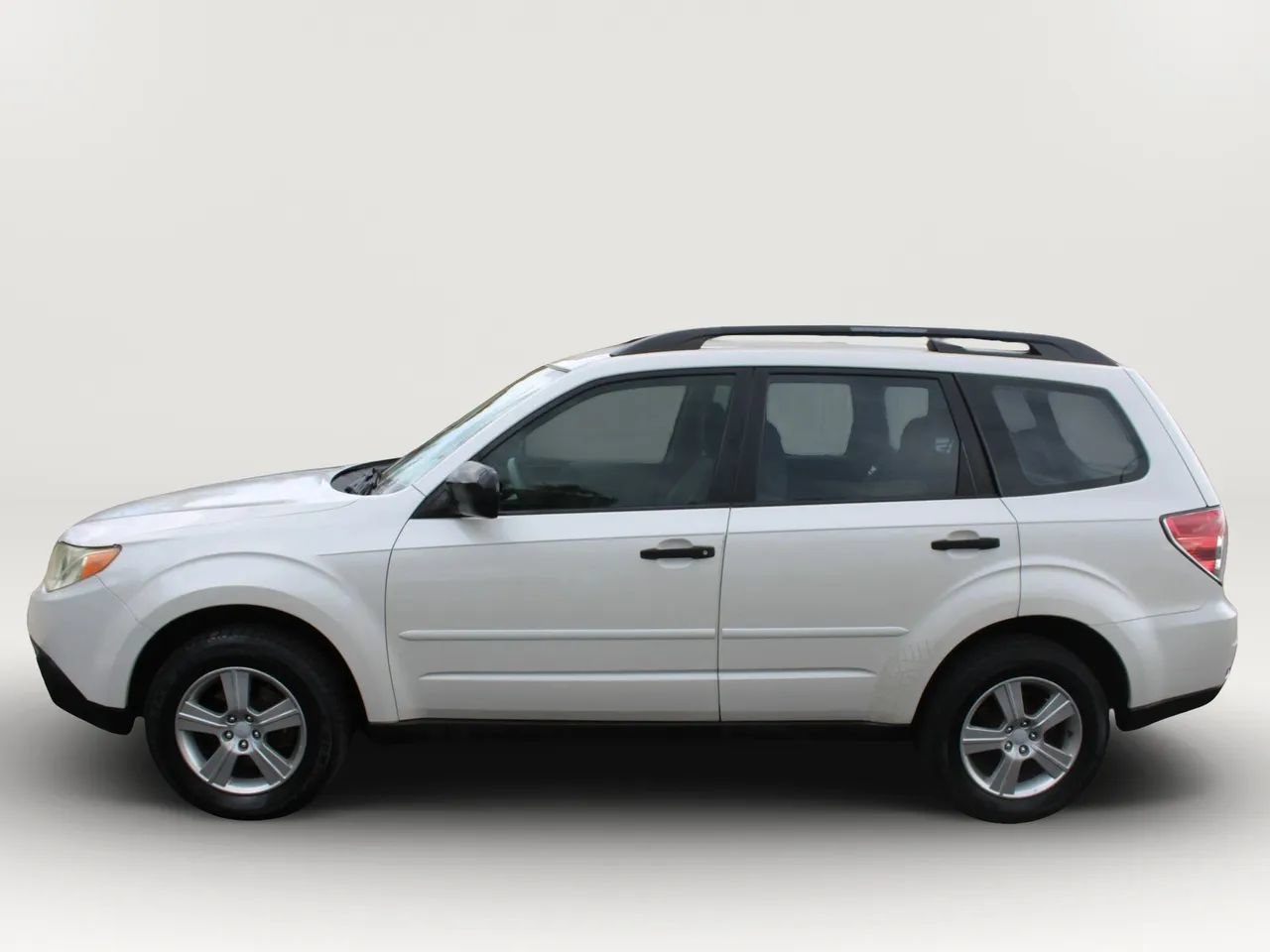 Used 2012 Subaru Forester 2.5X AWD/4WD image 5