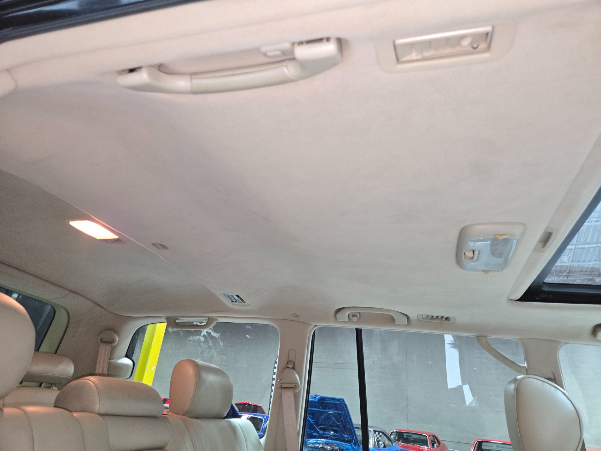 Used 2004 Lexus LX 470 4WD image 94