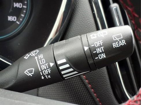 Used 2023 Chevrolet Equinox RS image 27