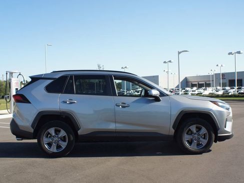 Used 2024 Toyota RAV4 XLE image 19