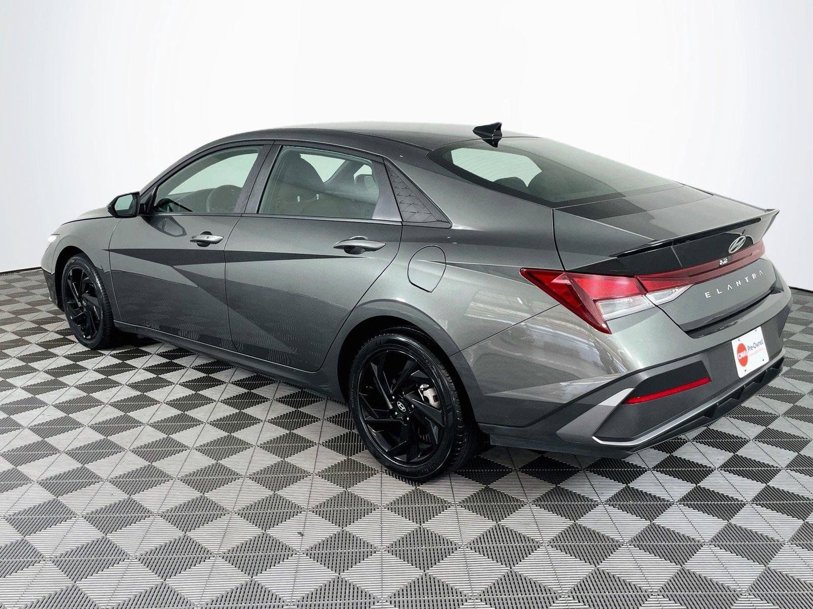 Certified 2026 Hyundai Elantra Sport FWD image 7
