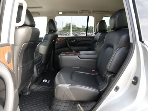 Used 2019 INFINITI QX80 Luxe AWD/4WD image 19