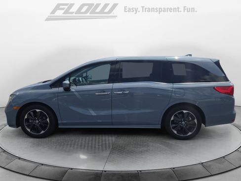 Used 2023 Honda Odyssey Elite image 4