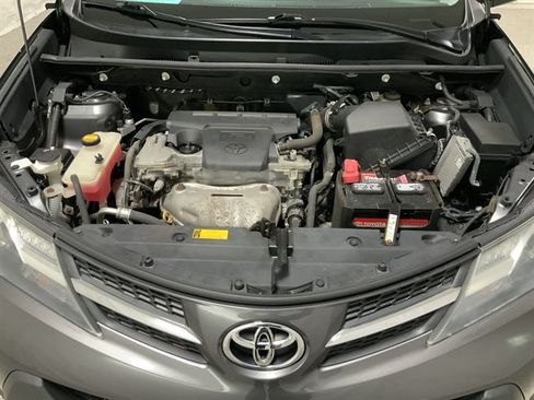 Used 2015 Toyota RAV4 Limited w/ Technology Package AWD/4WD image 11