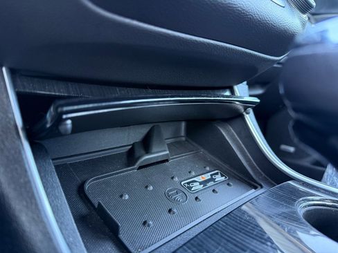 Used 2019 Chevrolet Impala Premier w/ Premier Convenience Package image 17