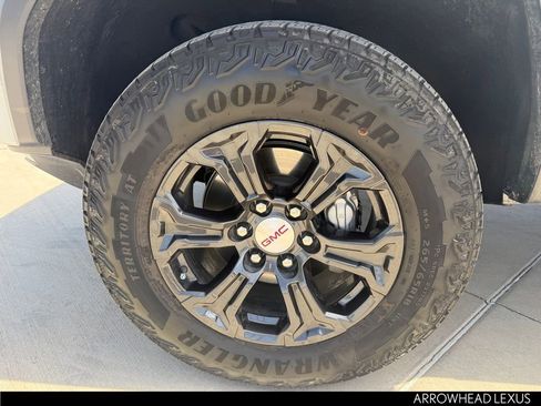 Used 2024 GMC Canyon Elevation w/ Convenience Package RWD image 10