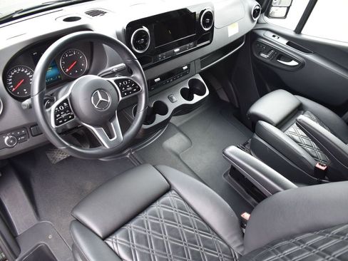 Used 2024 Mercedes-Benz Sprinter 3500 w/ Parking Package image 12