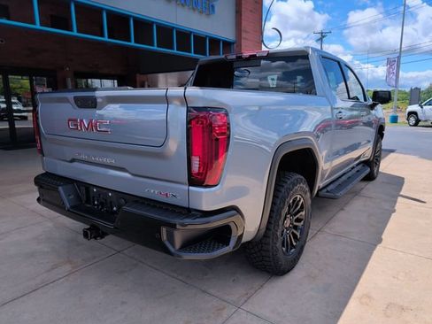 Used 2023 GMC Sierra 1500 AT4X AWD/4WD image 9